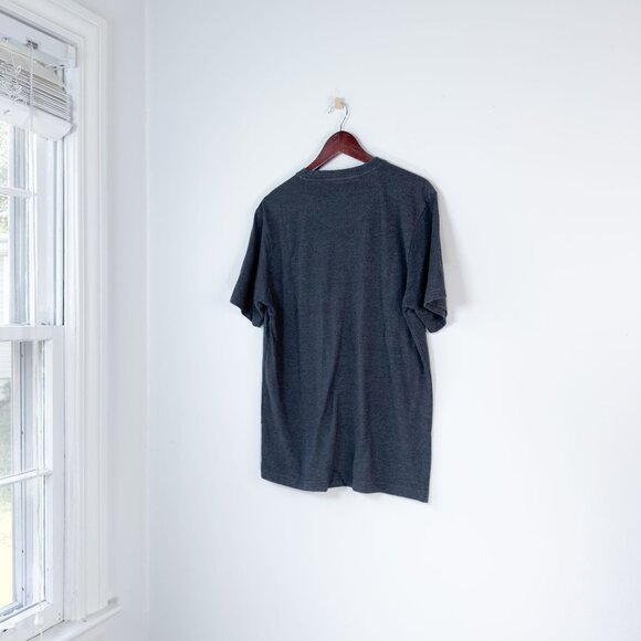 Dark Gray Vneck Mens Tshirt Medium Rugged Trails Outdoors Casual - Picture 2 of 7